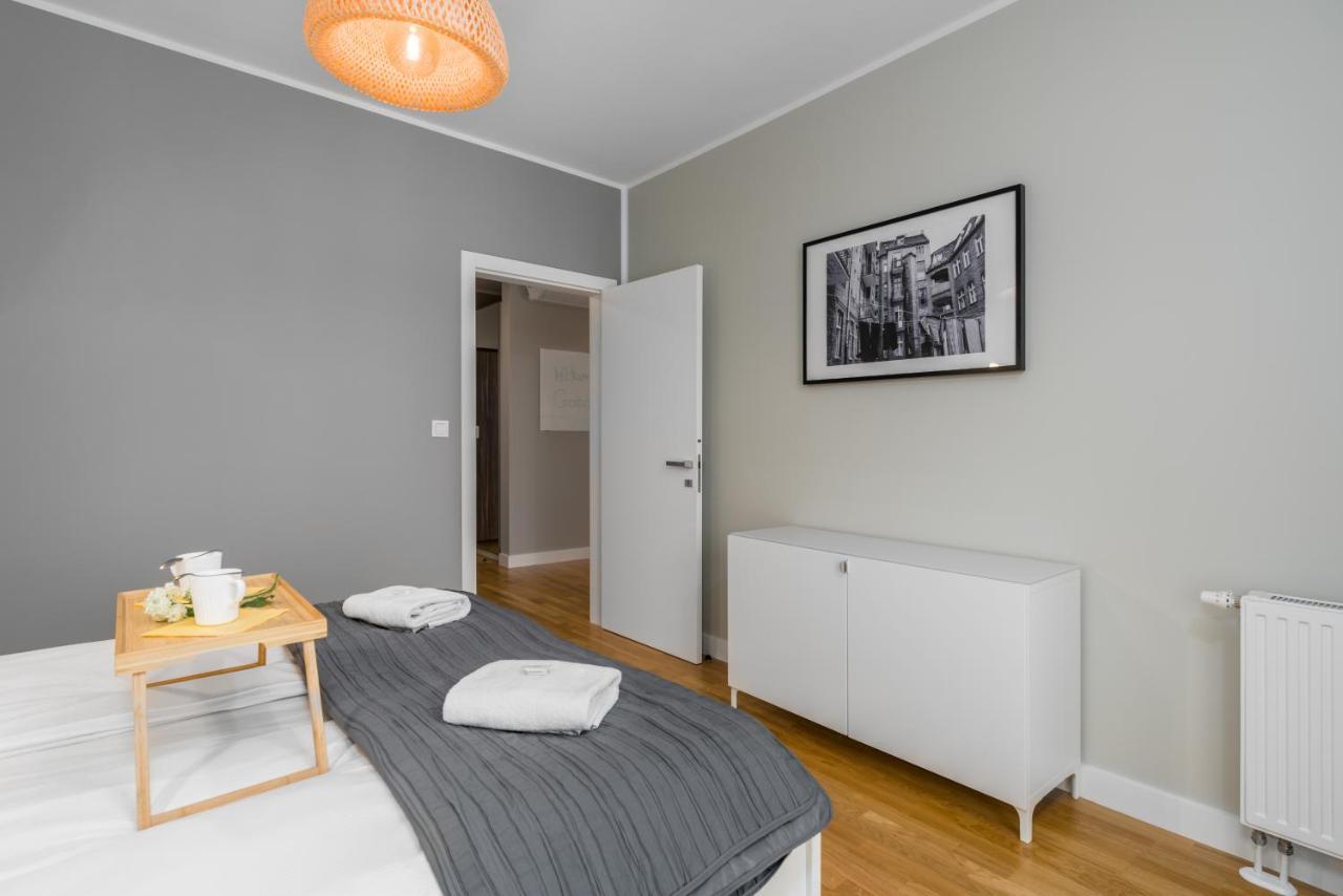 Apartament Black & White Mostowa By Renters Poznań Eksteriør bilde
