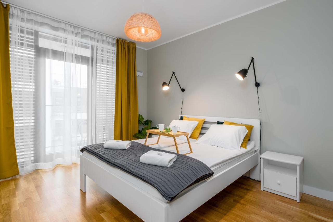 Apartament Black & White Mostowa By Renters Poznań Eksteriør bilde